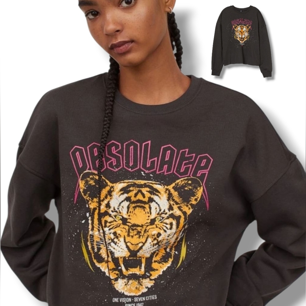 Divided H&M Women's Oversized Gray-Brown DESOLATE Animal Print Crop  Sweatshirt